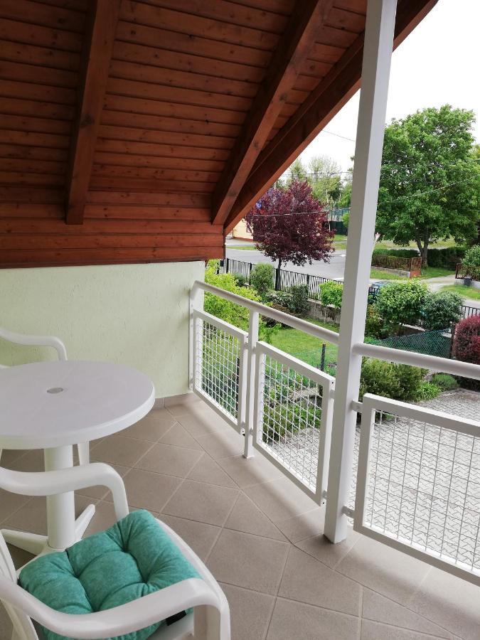 St.Florian Apartman เคสเท ภายนอก รูปภาพ